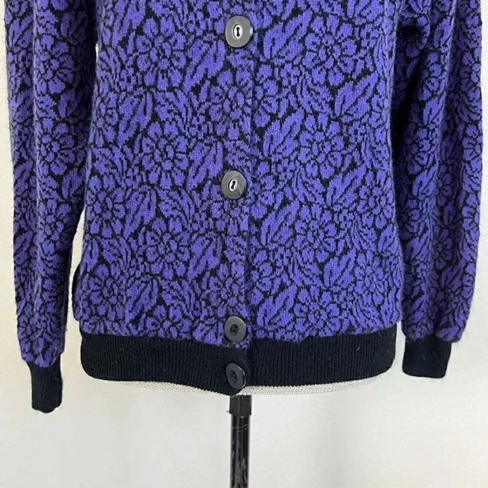 Vintage Womens Purple & Black Floral Mohair Button Front Cardigan Sweater Medium
